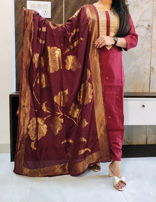 Wine Roman suit