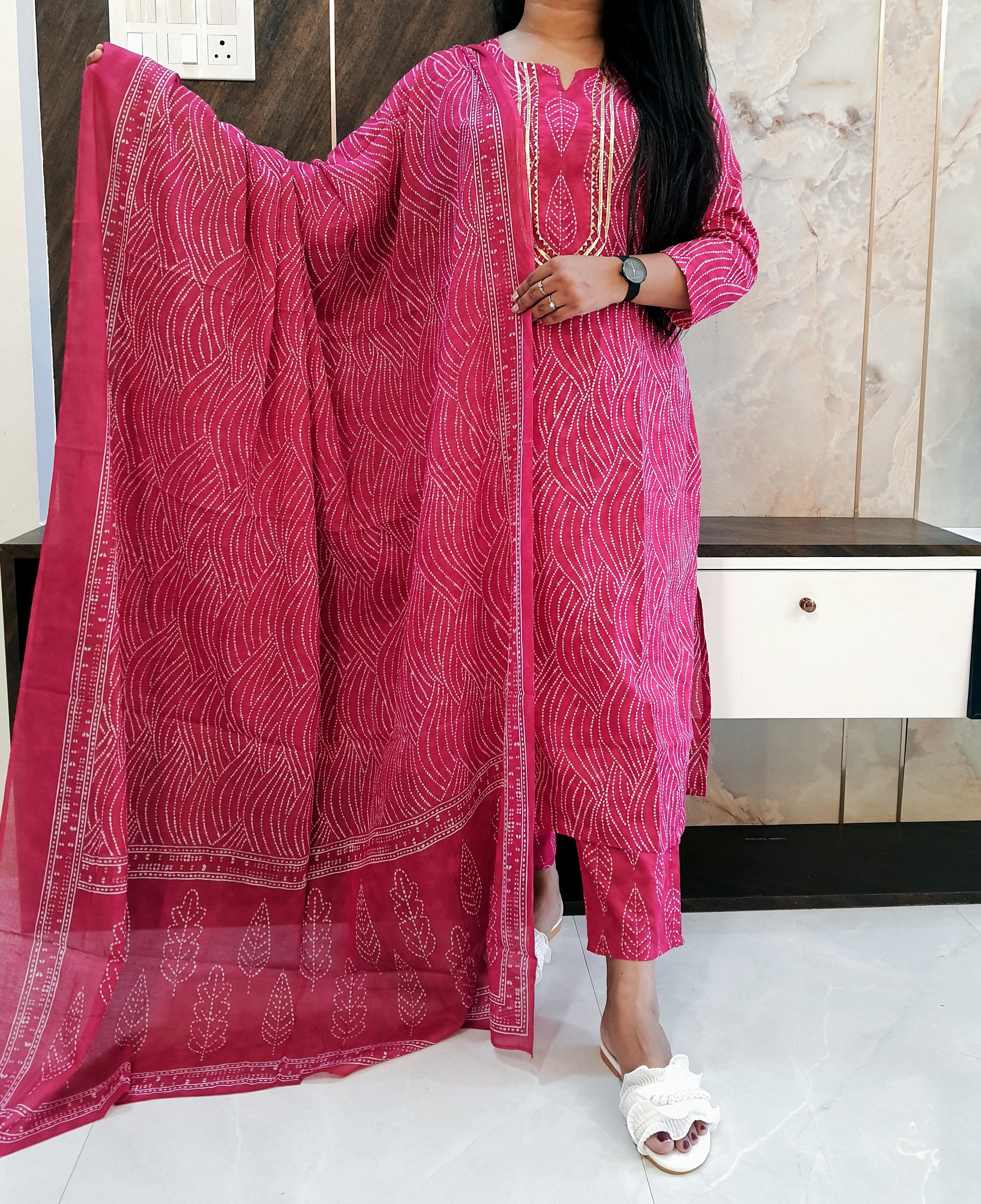 Hot Pink Pure Cotton Dupatta Set