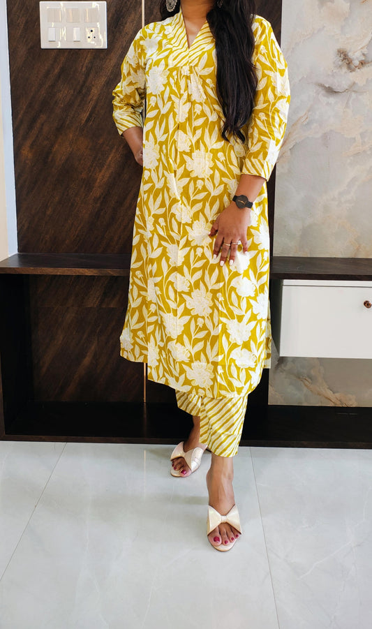 Yellow Cotton Front Pleated Kurti Pant