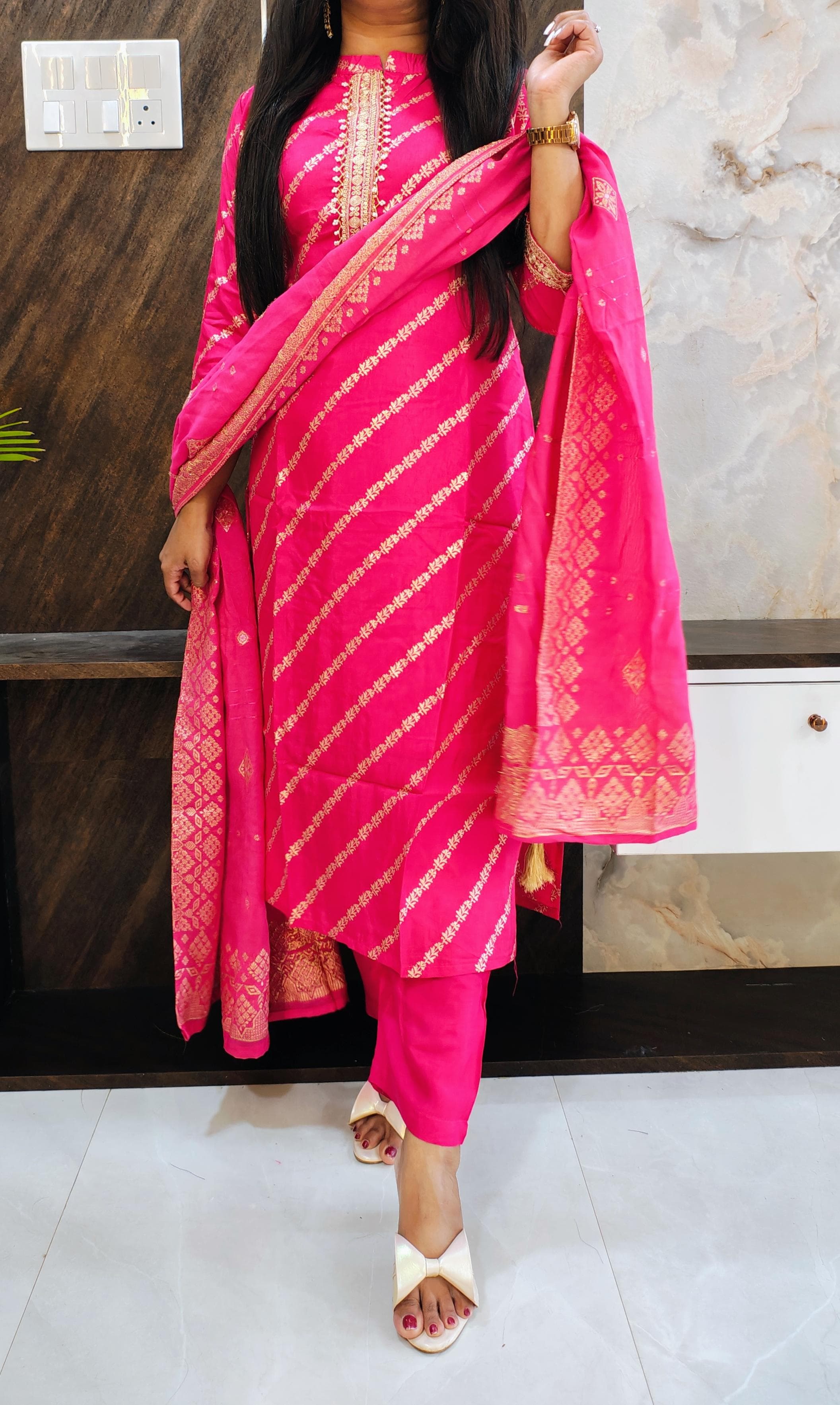 Pink Fushia Banarasi Suit