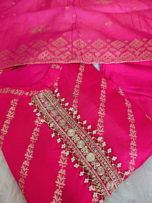 Pink Fushia Banarasi Suit