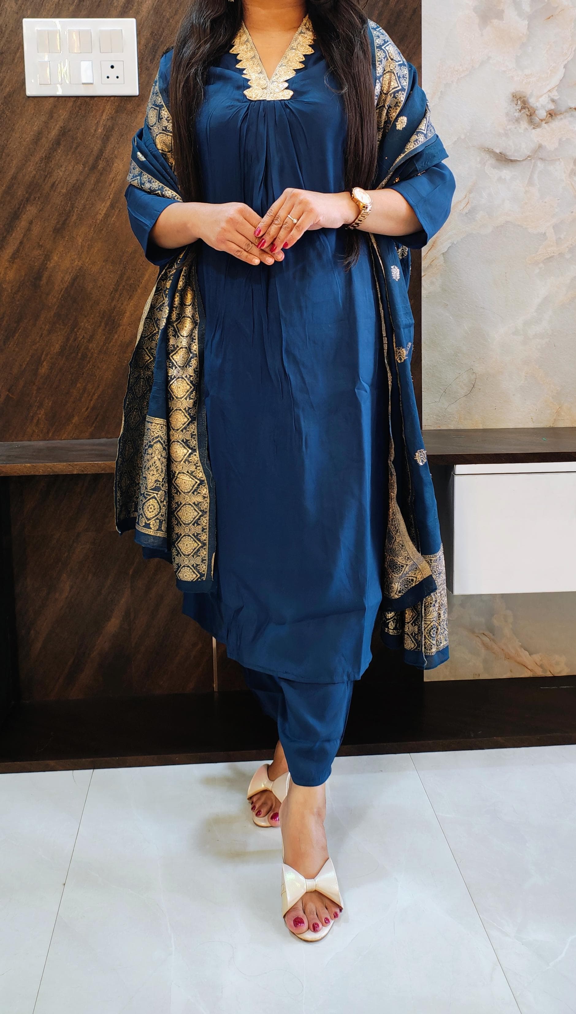 Blue Front Pleated suit