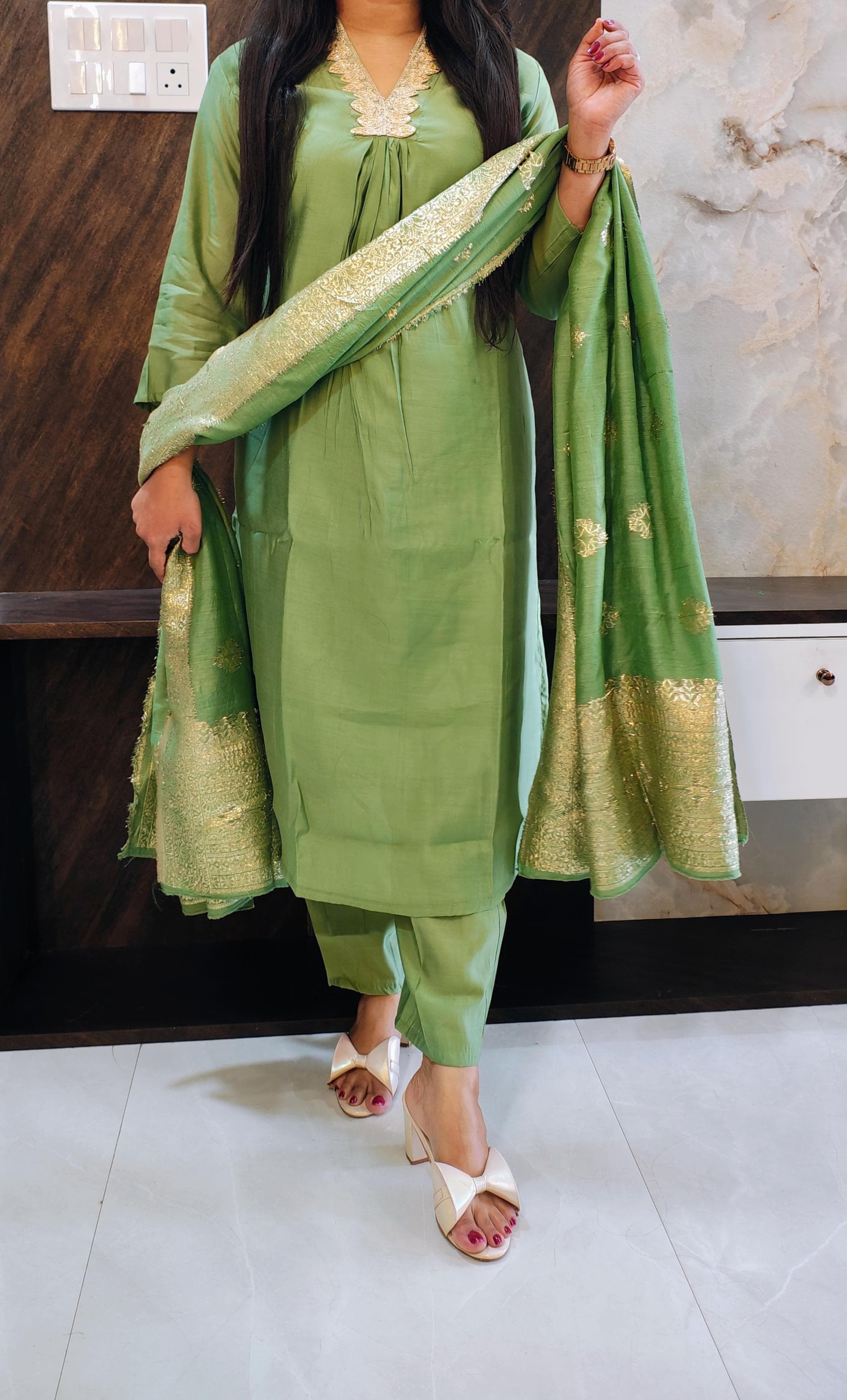 Green Front Pleated suit