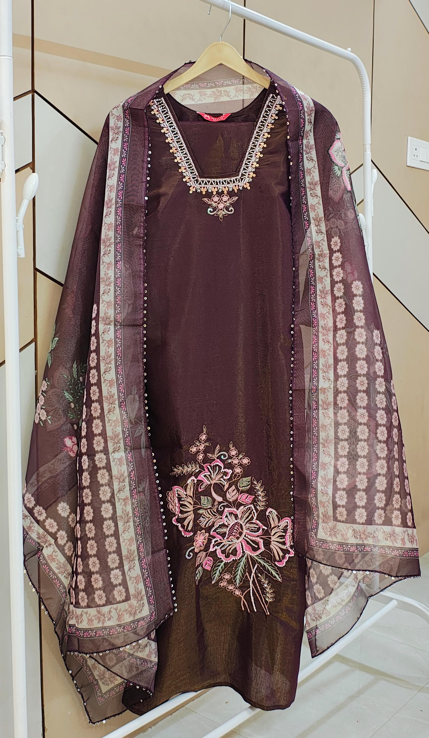 Purple glass Neck suit