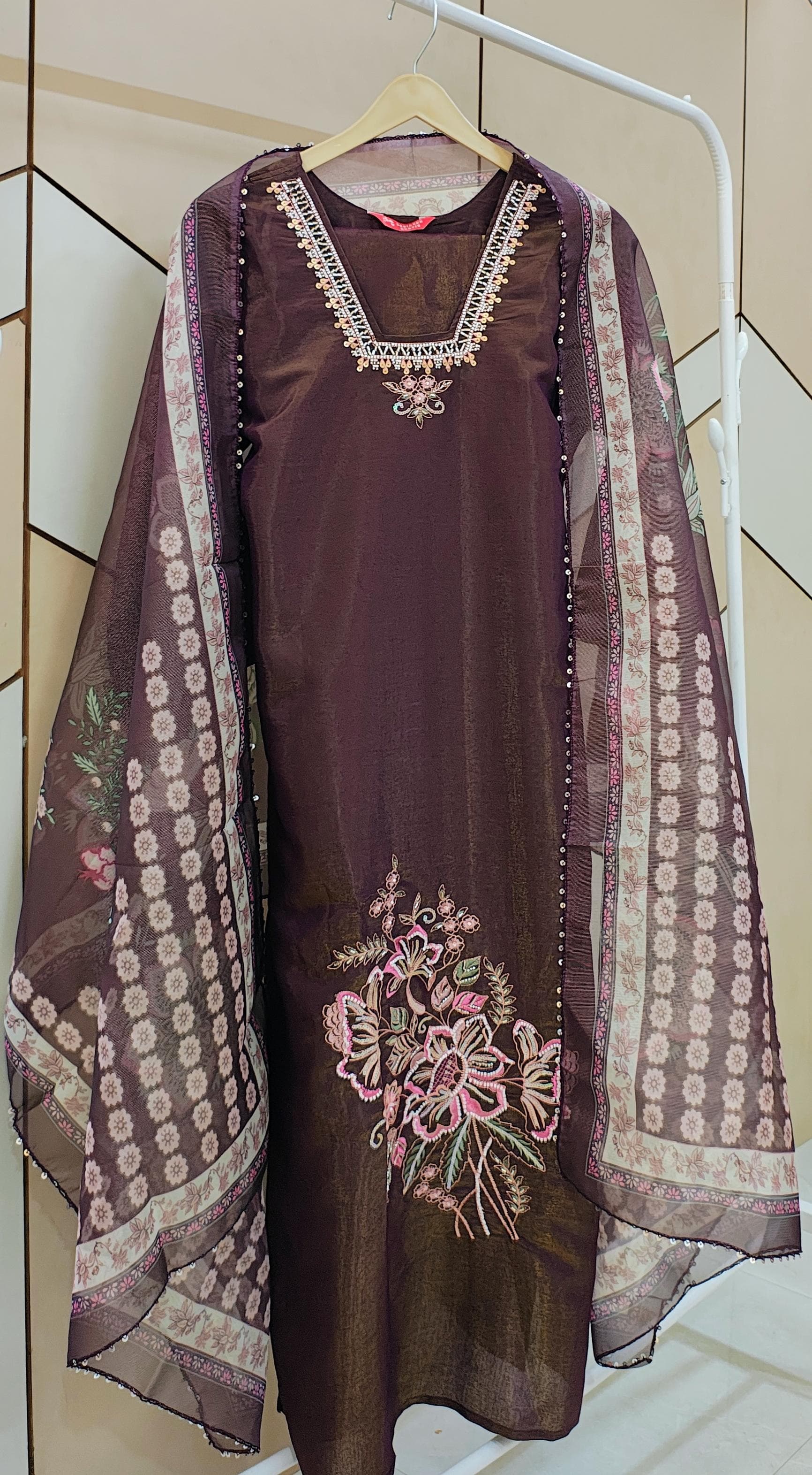 Purple glass Neck suit