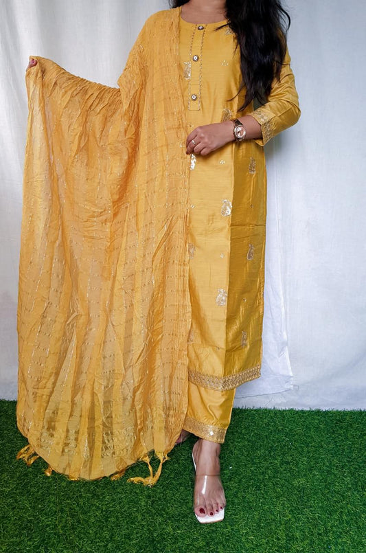 Dresses to wear on Haldi function – trueBrowns