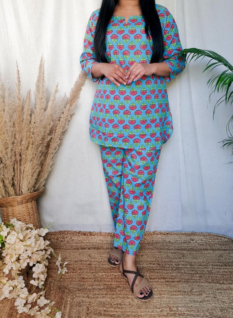 Printed Cotton Night Suit 